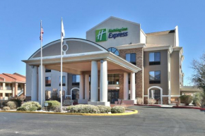 Гостиница Holiday Inn Express Socorro, an IHG Hotel  Сокорро